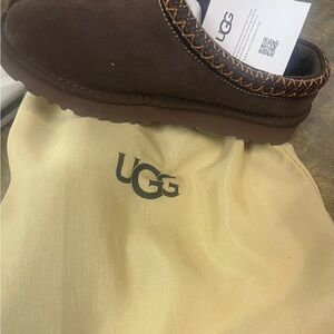 UGG Brown Cozy Slippers with Durable Sole
